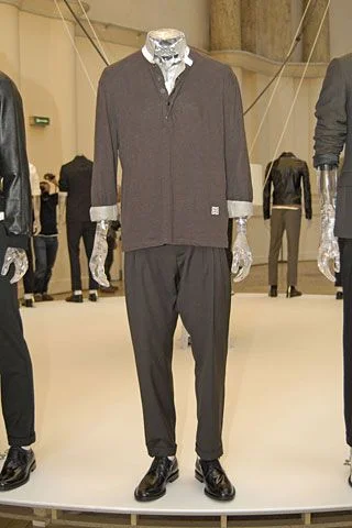 Look 16